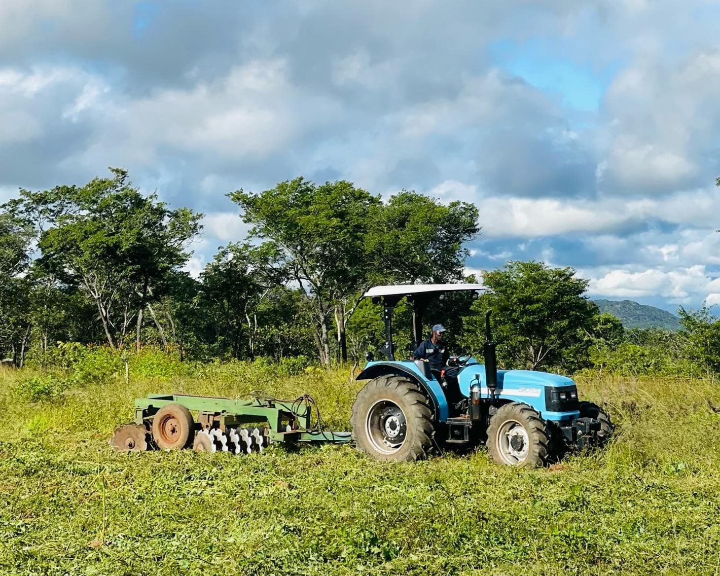 New tractor arriving for the sharing program
